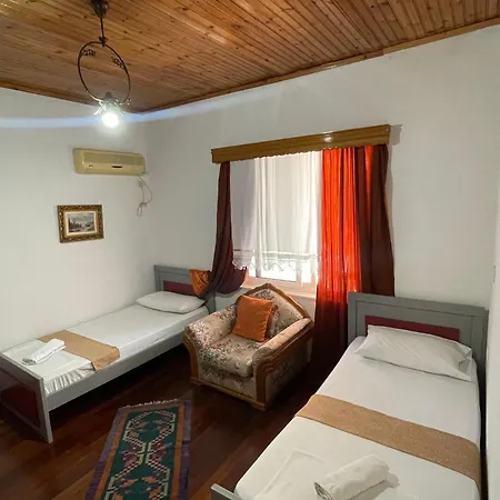 Bazzar Pensión Gjirokastër
